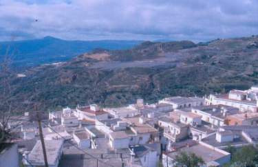 FUENTEZUELAS-04.JPG (14442 bytes)